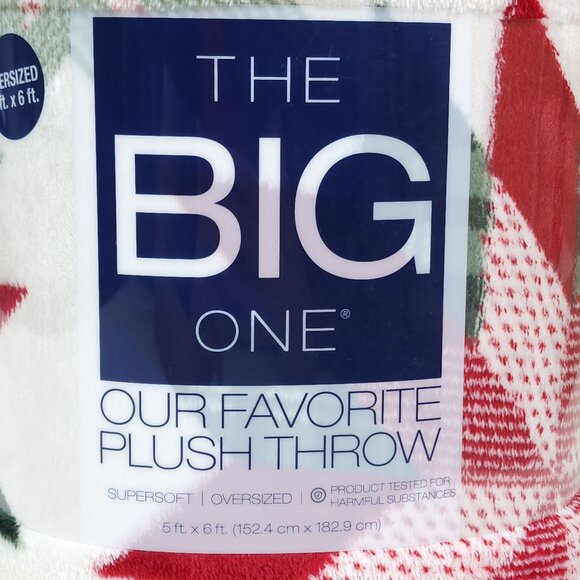 The Big One Oversized Plush Throw Blanket 5' x 6' Christmas Star Patch Quilt - Picture 3 of 9
